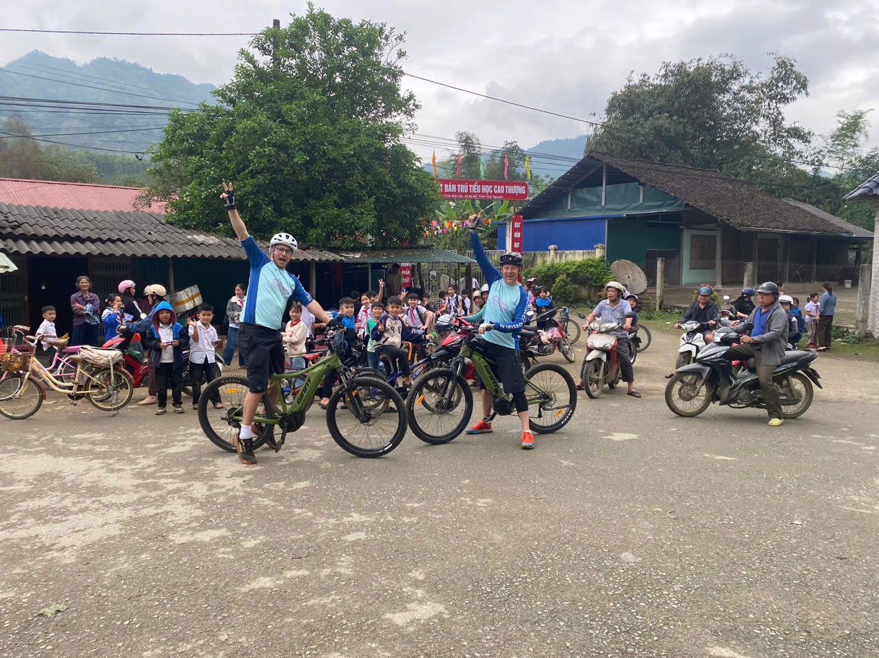 8-Day Northeast Vietnam Bike Adventure